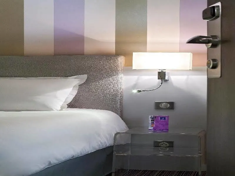 ****  Hotel Chamar Paris France